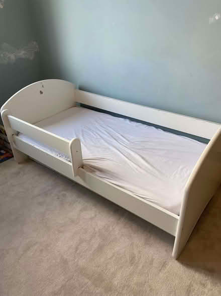 Photo of free Todler bed (Raynes Park SW20) #3
