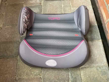 Photo of free Child booster seat. (Eastcote HA4) #1