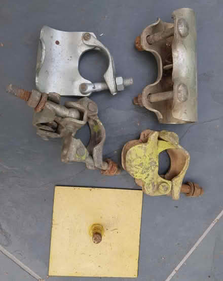 Photo of free Scaffold fittings 48mm (HP10 penn) #1