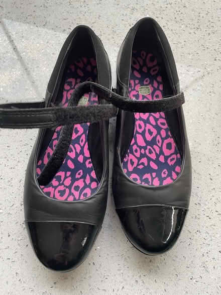 Photo of free Clark’s school shoes 6G adult (Croydon CR0) #1