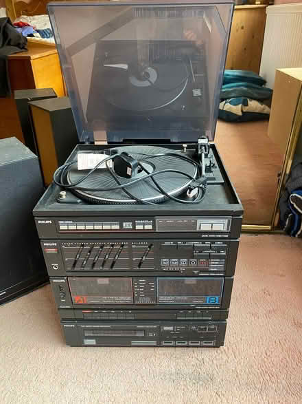 Photo of free Old Music centre with speakers (Coxheath ME17) #2