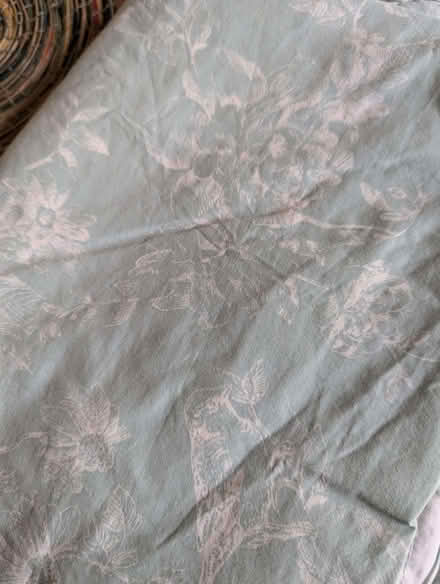 Photo of free Double Duvet with matching pillowcases (Nether Edge S7) #4