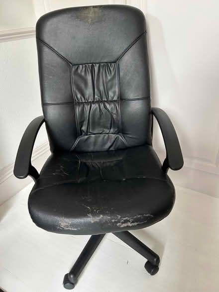 Photo of free IKEA desk chair (Marchmont EH10) #1