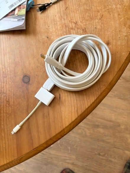 Photo of free iPhone/IPad HDMI TV adapter (Central Tonbridge) #1