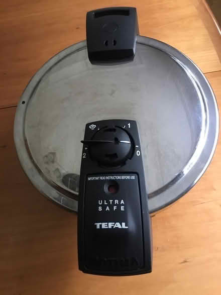 Photo of free Pressure cooker (Hightown L38) #1
