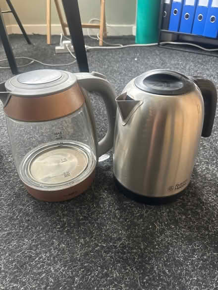Photo of free Kettle x2 (L77DB) #1