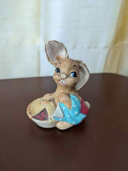 Photo of free Pendelfin "Pieface" StonewareRabbit (Fanwood) #1