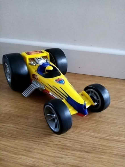 Photo of free Race car toy (Chells SG2) #2