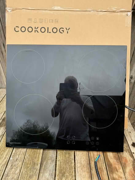 Photo of free Electric hob (East Adderbury OX17) #1