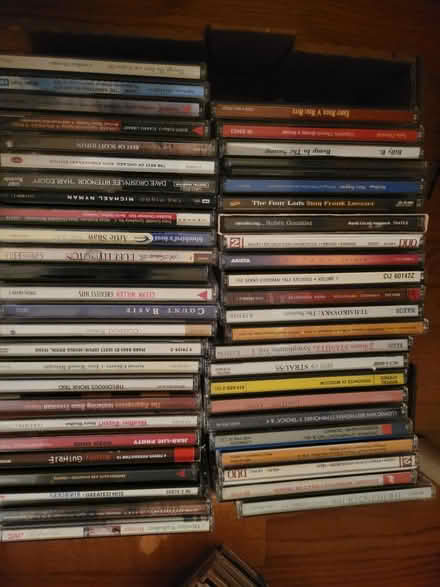 Photo of free CDs @20171 (Oak Hill) #1