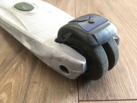 Photo of free Kids blue 3-Wheel Scooter (Gosford) #3