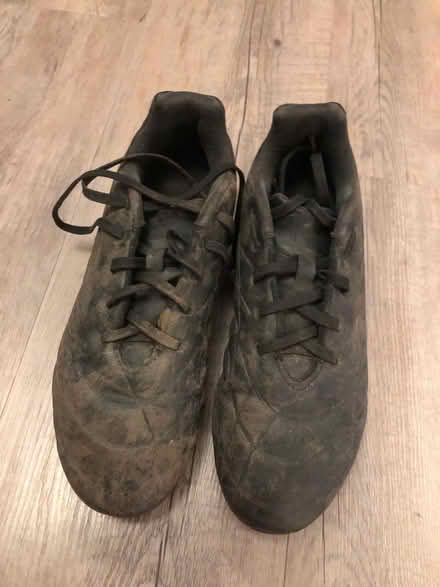 Photo of free Football boots size 4 (Horspath OX33) #1
