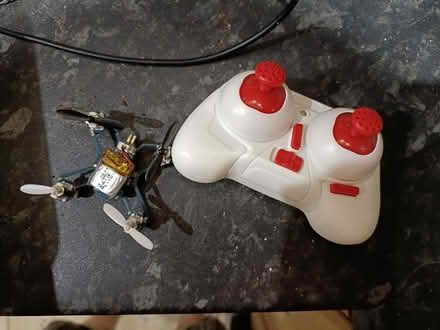 Photo of free Micro quadcopter toy and parts (Shirley CR0) #1