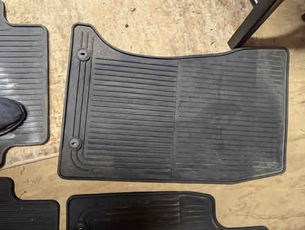 Photo of free Floor mats.. genesis g80. 2015-19 (9990 Fairfax Blvd Fairfax VA) #1
