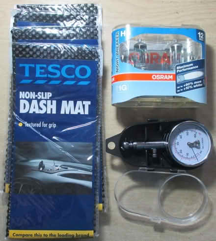 Photo of free Car "bits" (Laindon SS15) #1