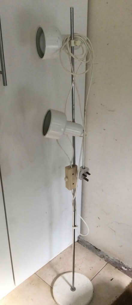 Photo of free Habitat lamp 1970s (CM3) #1