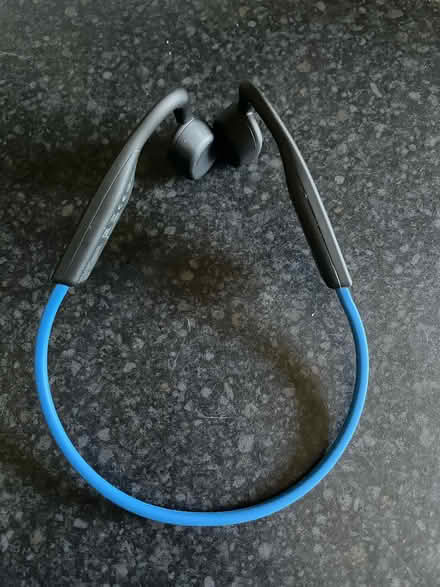 Photo of free Bone conduction headphones (Twickenham TW1) #2