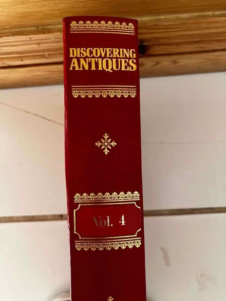 Photo of free Bound copies of Discovering Antiques (Hailsham BN27) #1