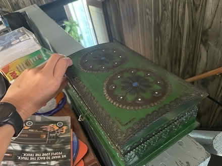 Photo of free Jewelry box and other stuffs (Hanover park illinois 60133) #1