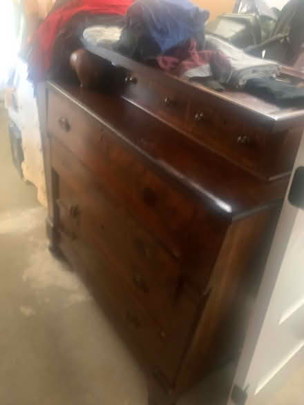 Photo of free Antique Dresser (Montgomery County) #3