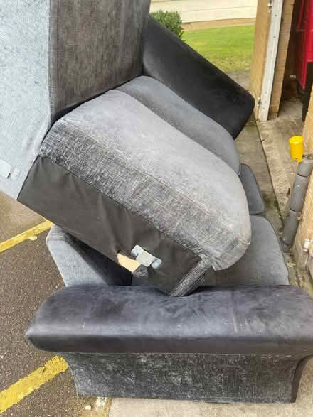 Photo of free 4 seater sofa (Slough central SL1) #2