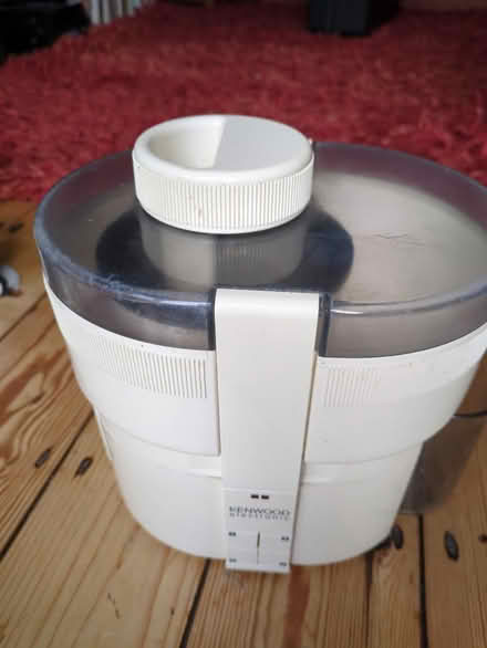 Photo of free Kenwood juicer (Herne Hill /North Dulwich SE24) #1