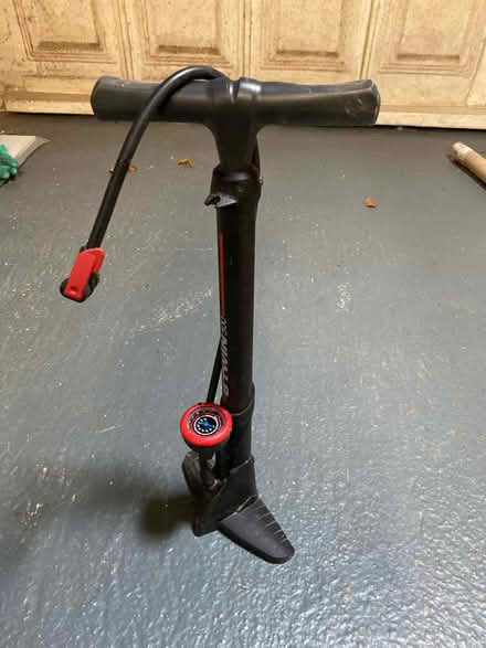 Photo of free Bike pump (Letchworth SG6) #1