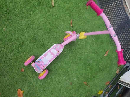 Photo of free Peppa pig Scooter (N8 North London) #2