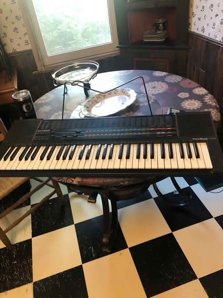 Photo of free Casio Portable keyboard (Unincorporated, Wheaton) #1