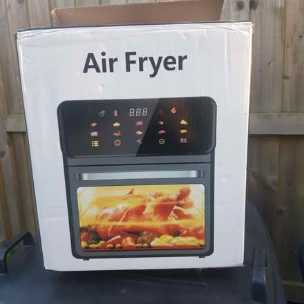 Photo of free Air fryer (faulty) (Eynsham OX29) #1