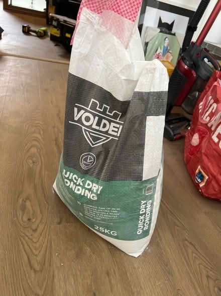 Photo of free Quick dry bonding plaster (Manchester M40) #1