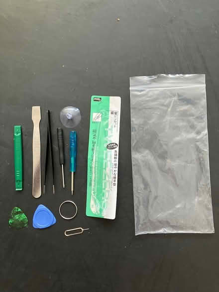 Photo of free iPhone/iPad Repair Kit (Brooklyn) #2