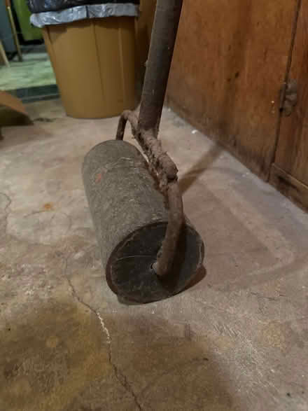 Photo of free Linoleum roller (West Beverly Hills) #2