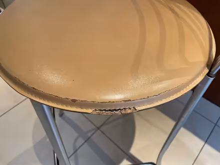 Photo of free 3 bar stools (Barnes, London SW13 9HJ) #3