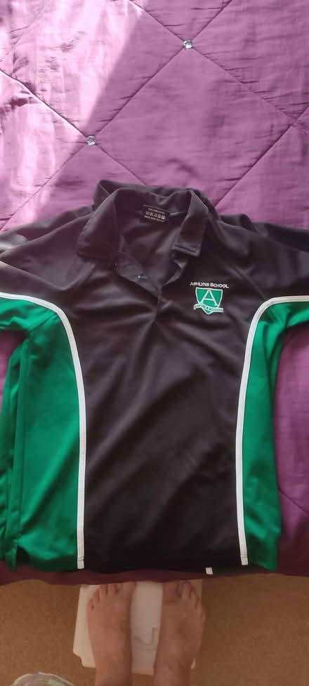 Photo of free Ashlyns School Pe tops. (Northchurch HP4) #1