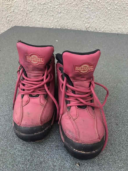 Photo of free Ladies Safety Work Boots (Whaley Thorns NG20) #2