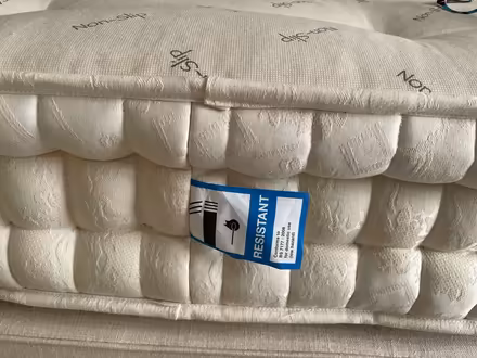 Photo of free Double bed (Barnes, London SW13 9HJ) #2