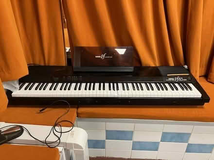 Photo of free Yamaha PF85 electronic piano (Northwold Road N16) #1