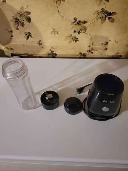 Photo of free Personal smoothie maker (Dracut) #1