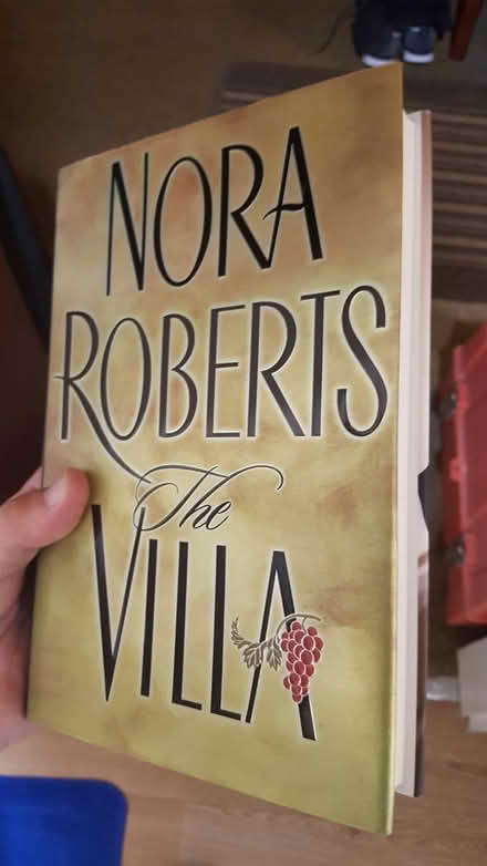 Photo of free Two Books by Nora Roberts (Hastings TN37) #1