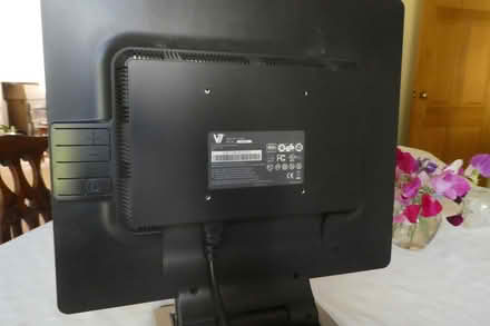 Photo of free LCD Monitor (Little Wenlock TF6) #1