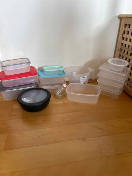 Photo of free Assorted Tupperware (SW17 Tooting Bec) #1