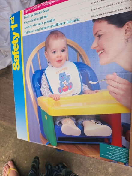 Photo of free Plastic booster seat (Bognor Regis - PO22) #3