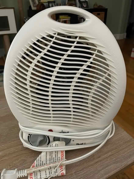 Photo of free Small space heater (Chicago Edgewater) #1