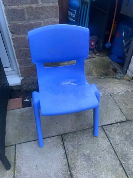 Photo of free Small kids chair (Waterlooville) #1