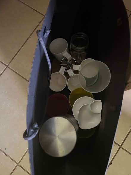 Photo of free Misc crockery (Harrow on the Hill HA1) #1