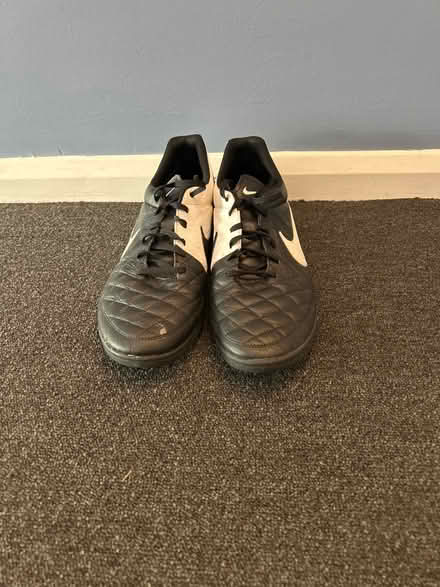 Photo of free Nike Trainers UK 13 (SW17 Tooting Bec) #2