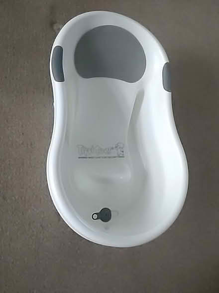 Photo of free Tippitoes baby bath (Greatfield GL53) #1