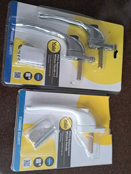 Photo of free Yale PVC window handles (CB2) #1