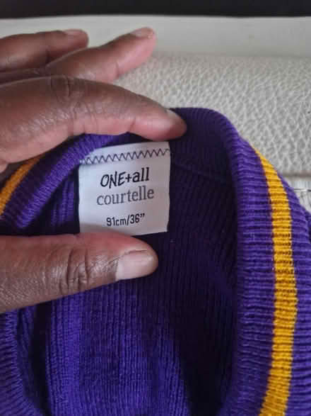 Photo of free Glenleigh jumper (Bexhill) #2